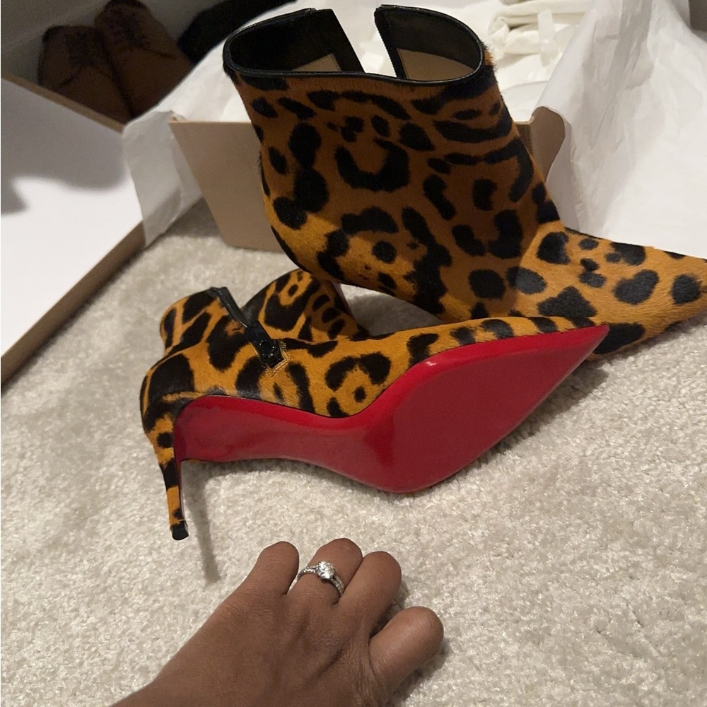 Christian Louboutin SO KATE BOOTY 85 Pony Leopard Leo Boots Heels Booties